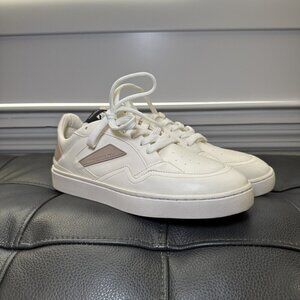 NWOT Thousand Fell Women’s White Laced Court Sneakers Size 7